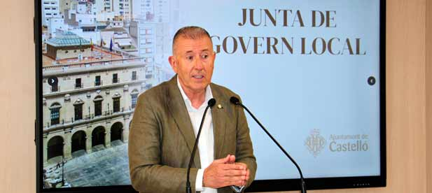 La JGL aprueba también la licitación para dotar de nuevos locales a la asociación de vecinos de Donoso Cortes y para la Asociación de Jubilados y Centro Cívico en el Raval Universitario.