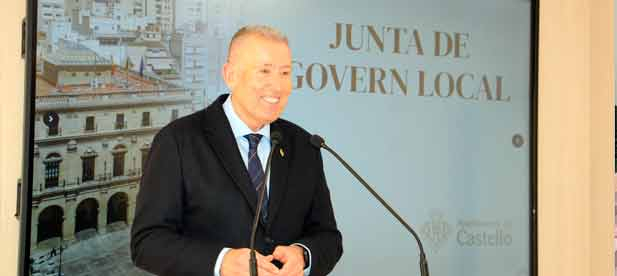 Sales: " en el equipo de gobierno seguimos liberando suelo y dando soluciones a la problem&aacute;tica de la vivienda "