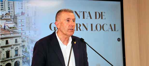 La Junta de Gobierno aprueba ayudas al talento emprendedor, 11 plazas de bomberos y la contrataci&oacute;n de la &lsquo;Escola de Mat&iacute; i Vesprada&rsquo;