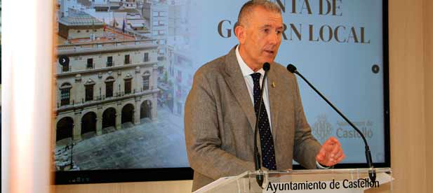 Luz verde también a contratar el Servicio de desratización, desinsectación, desinfección con un presupuesto máximo del contrato para tres años de 226.363,65 €, más IVA, a razón de 75.454,55 €/año, más IVA