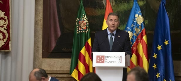 Sales pide "más hechos y menos palabras", porque "los municipios afectados no resuelven sus problemas con la propaganda socialista"