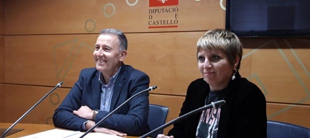 El presidente de la Diputación deja sobre la mesa el expediente de cierre después de que los técnicos adviertan que la institución debe acreditar su competencia para poder actuar
