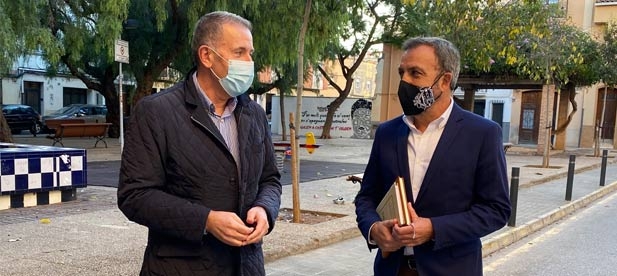 Redondo: "Ayer denunciábamos un presunto abuso de poder del gobierno al tratar de desalojar a toda costa al PP de la calle el pasado 23 de abril y, un fin de semana más tarde, los actos celebrados en la plaza Isabel la Católica tenían el permiso denegado"
