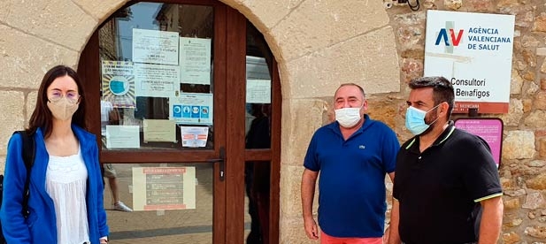 Escrig: "En verano, la localidad multiplica su población, y la atención del médico es vital. No podemos negar a nuestros vecinos de recursos que son garantía de salud”