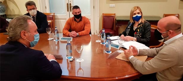 Los senadores del PP por Castellón reciben a Ashocas en la Cámara Alta para mostrar su apoyo al sector y proponen impuestos cero ante ingresos cero