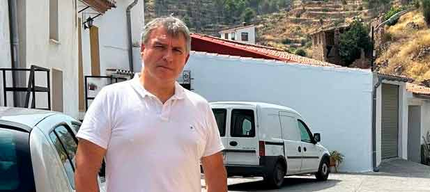 La ejecuci&oacute;n de un huerto solar, la instalaci&oacute;n de electrolineras y la puesta en marcha de una comunidad energ&eacute;tica &ldquo;van en beneficio de todo el pueblo, tanto a nivel econ&oacute;mico como sostenible&rdquo;, declara el regidor del PP, Francisco Javier Mengual