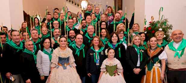 Asistieron el President Juan Francisco P&eacute;rez Lorca, la ministra Diana Morant, la presidenta de la Diputaci&oacute;n Marta Barrachina, varios consellers, diputados y senadores, la corporaci&oacute;n municipal y las reinas de las Fiestas, Clara Sanz y Ana Col&oacute;n.