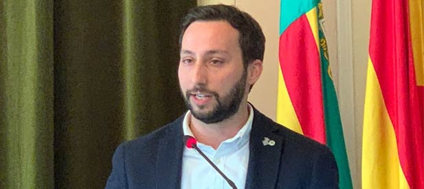Toledo: "El cruce de acusaciones por la pérdida de 100.000 euros que ha generado la primera crisis del Acord de Fadrell, ha hecho que socialistas y nacionalistas  mantengan posiciones enfrentadas sin que ninguna de las formaciones asuma responsabilidades"