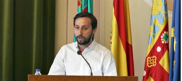 Toledo: "Se trata de una decisión unilateral más del gobierno de Amparo Marco que, lejos de facilitar la vida a los castellonenses, se la complica."