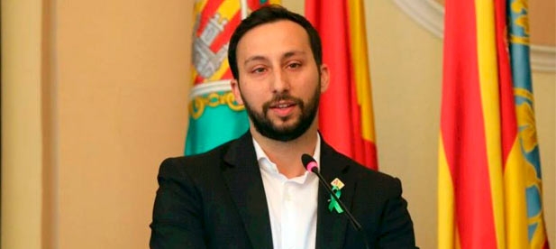 Toledo: "Pedimos al equipo de gobierno de Amparo Marco que recapacite y, además de solicitar a la Conselleria de Sanidad que autorice la realización de pruebas de detección del coronavirus en la red de farmacias"