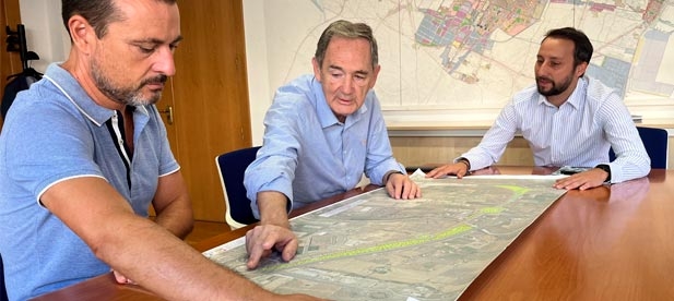 Toledo: "Después de más de 30 años, por fin vamos a ver culminados los 14 kilómetros de la ronda Oeste gracias al trabajo conjunto del gobierno municipal y autonómico"