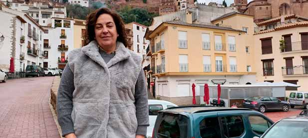 Marisa Torl&agrave;, portavoz del Grupo Municipal del PP de Vilafam&eacute;s, recuerda al alcalde y a sus socios &ldquo;que es el pueblo el que decide&rdquo;. &ldquo;Han tardado tres meses en resolver alegaciones que se hubieran evitado de haber escuchado la opini&oacute;n del pueblo&rdquo;