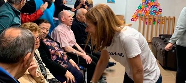 La alcaldable trabajará para aumentar las plazas en residencias de mayores y atender la demanda, además de promover ayudas para garantizar la accesibilidad de las viviendas y crear una red de pisos tutelados