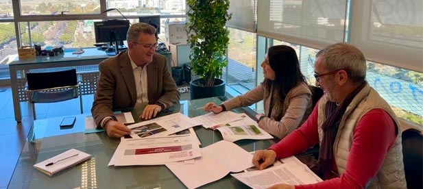 El ayuntamiento ha contratado una abogada especializada en deslindes para facilitar la documentación a los propietarios perjudicados