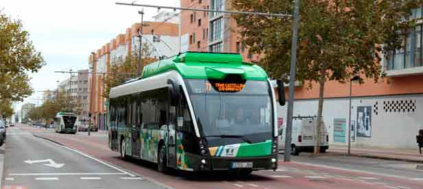  Romero: "La ampliaci&oacute;n del servicio del TRAM facilitar&aacute; una movilidad c&oacute;moda y segura durante las fiestas de Sant Pere"