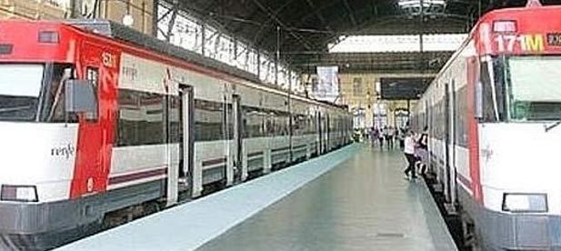  Carrasco ha pedido a la alcaldesa de la ciudad, Amparo Marco, que "reivindique" un transporte ferroviario de Cercanías "digno" para Castellón