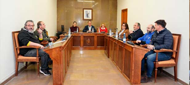 La regidora advierte que “además de ser una responsabilidad” es un “deber ético”. “Hay profesionales que trabajan para Vilafamés y cuyos ingresos suponen el único sueldo que entra en su hogar”