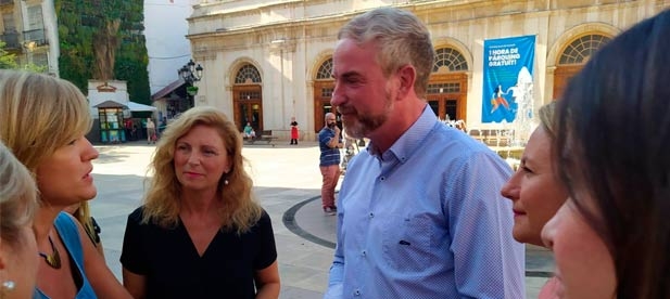 Carrasco ha denunciado los atrasos en la adecuación y construcción de nuevos colegios en la capital
