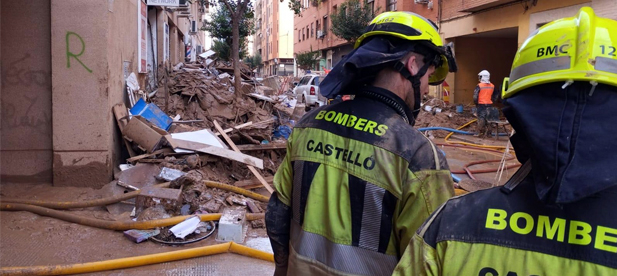 Equipos de la Policía Local de Castellón y Bomberos siguen trabajando en diferentes localidades afectadas de la zona
