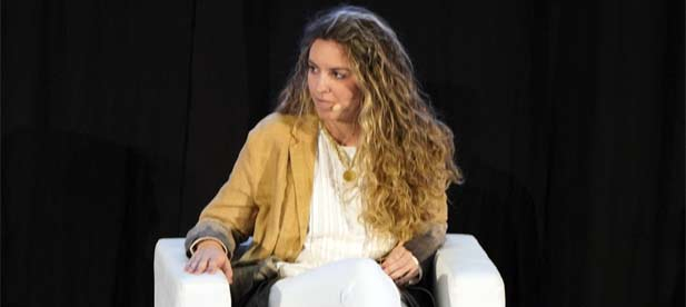 Afirma que con la gestión del PP al frente del Consell y la Diputación, "hemos ganado". La Generalitat Valenciana avanza en la mejora del centro educativo y parques empresariales mientras que la Diputación mejora nuestras conexiones locales