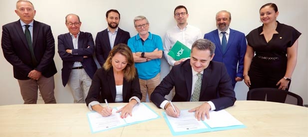 PP y VOX firman un acuerdo programático de 90 puntos donde se fijan las líneas estratégicas para trabajar por todos los castellonenses.