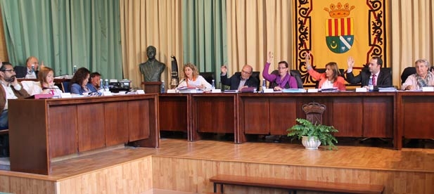 El gobierno Popular del Ayuntamiento de Benicàssim ha aprobado hoy en pleno extraordinario, sin el apoyo de la oposición las cuentas municipales.