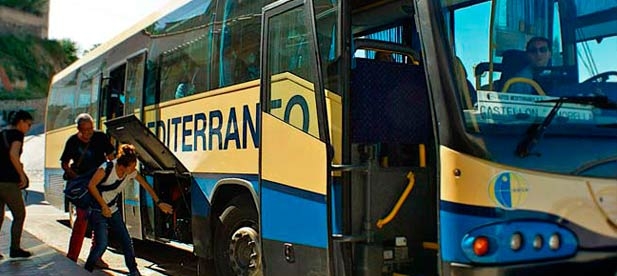 El Partido Popular ha solicitado la comparecencia de la consellera de Infraestructuras, María José Salvador, en Les Corts para que explique la eliminación del servicio de bus en la comarca de Els Ports