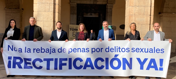 Carrasco: "La ley del Solo Sí es Sí que va a continuar beneficiando a 30 condenados por delitos sexuales en la provincia y ya ha rebajado la pena a más de 115 en toda España."