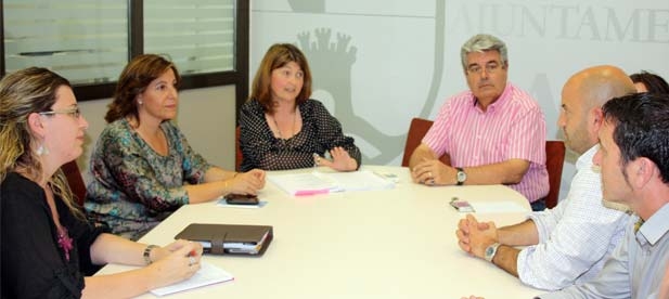 El equipo de gobierno popular busca así conseguir una mejora de la imagen turística del municipio El equipo de gobierno popular busca así conseguir una mejora de la imagen turística del municipio