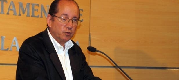 Mulet: ‘Les Normes de Castelló’ han sido durante todo el siglo XX el punto de conexión de la lengua valenciana con una reglamentación y un código lingüístico y la Acadèmia Valenciana de la Llengua" Mulet: ‘Les Normes de Castelló’ han sido durante todo el siglo XX el punto de conexión de la lengua valenciana con una reglamentación y un código lingüístico y la Acadèmia Valenciana de la Llengua"