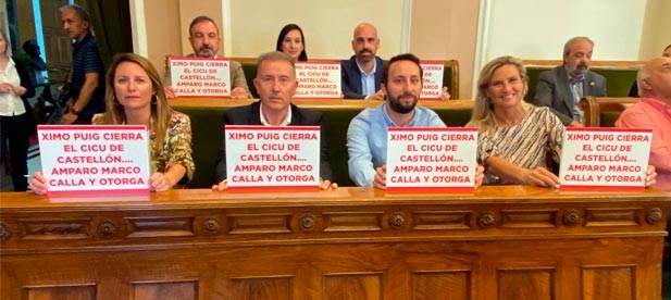 Pleno marcado por la protesta de los concejales del PP por el cierre del CICU de Castellón