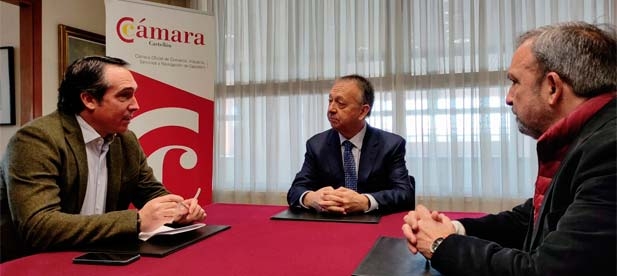Ibáñez reivindica el plan fiscal del presidente regional del PPCV, Carlos Mazón, "para trazar desde la libertad medidas fiscales que conviertan a autónomos, comercios y empresas en protagonistas del futuro económico de Castellón"