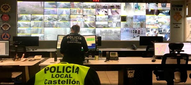 Toledo: "Que quedan inoperativas cada vez que llueve, obligando a la Policía Local a coordinar acciones de emergencia con sus móviles particulares, como ha vuelto a pasar"